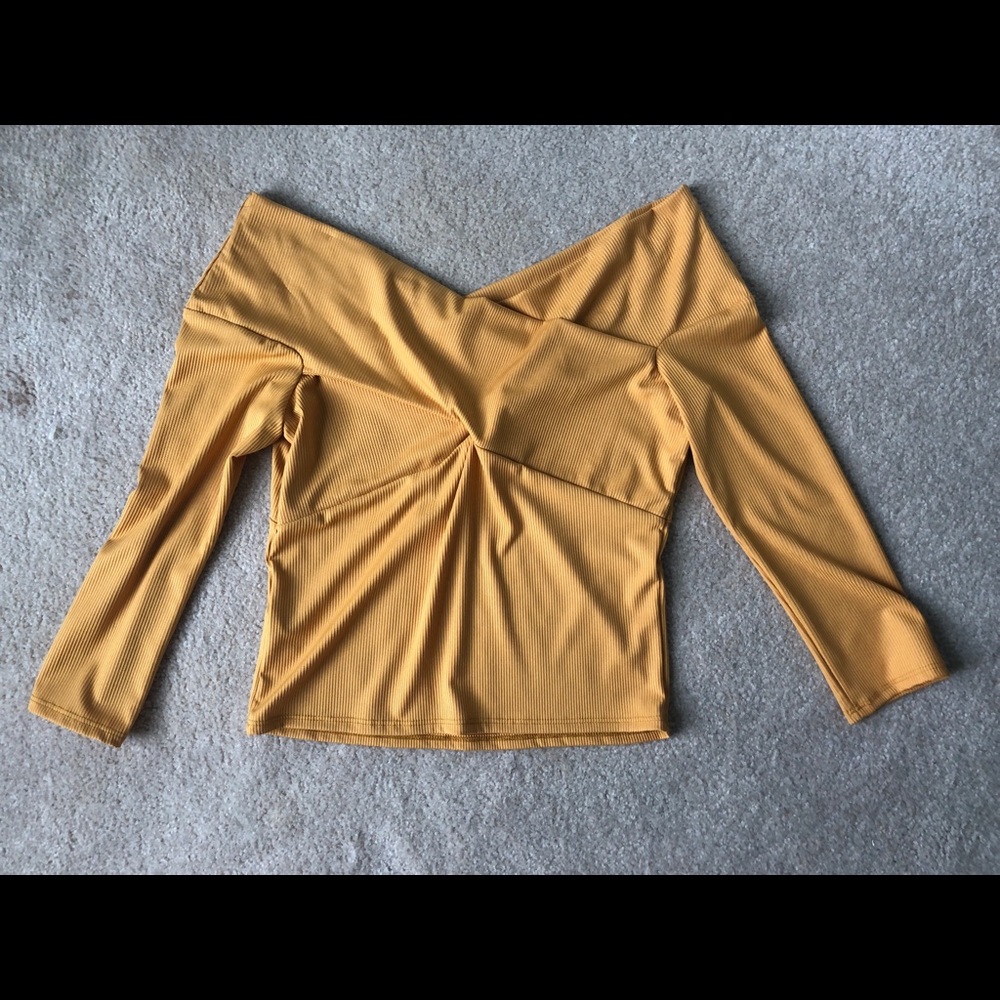 Forever21 Off The Shoulder Top